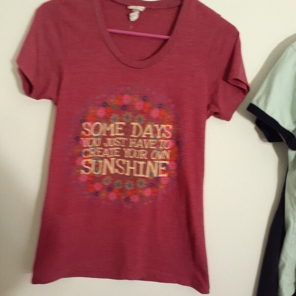 graphic tee t shirt set of 3 shirts m summer casual top - Picture 6 of 7